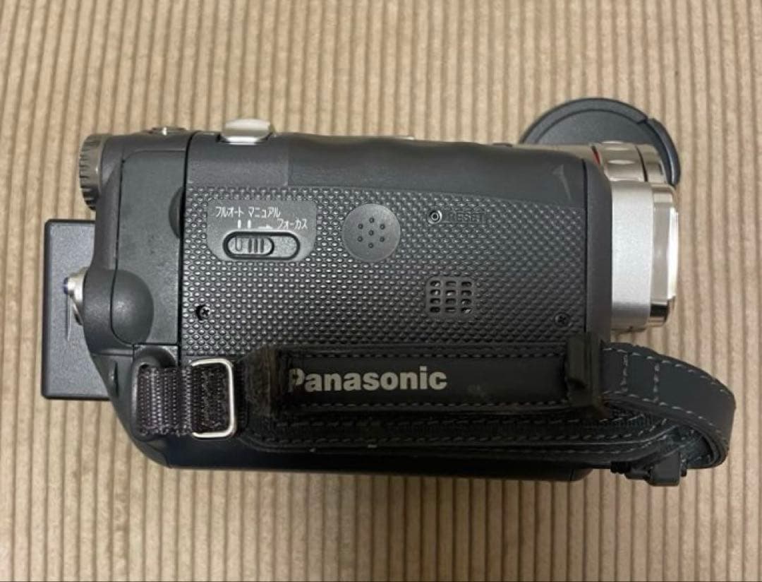 ジャンク品⭐︎Panasonicのデジタルビデオカメラ NV-GS200 - メルカリ