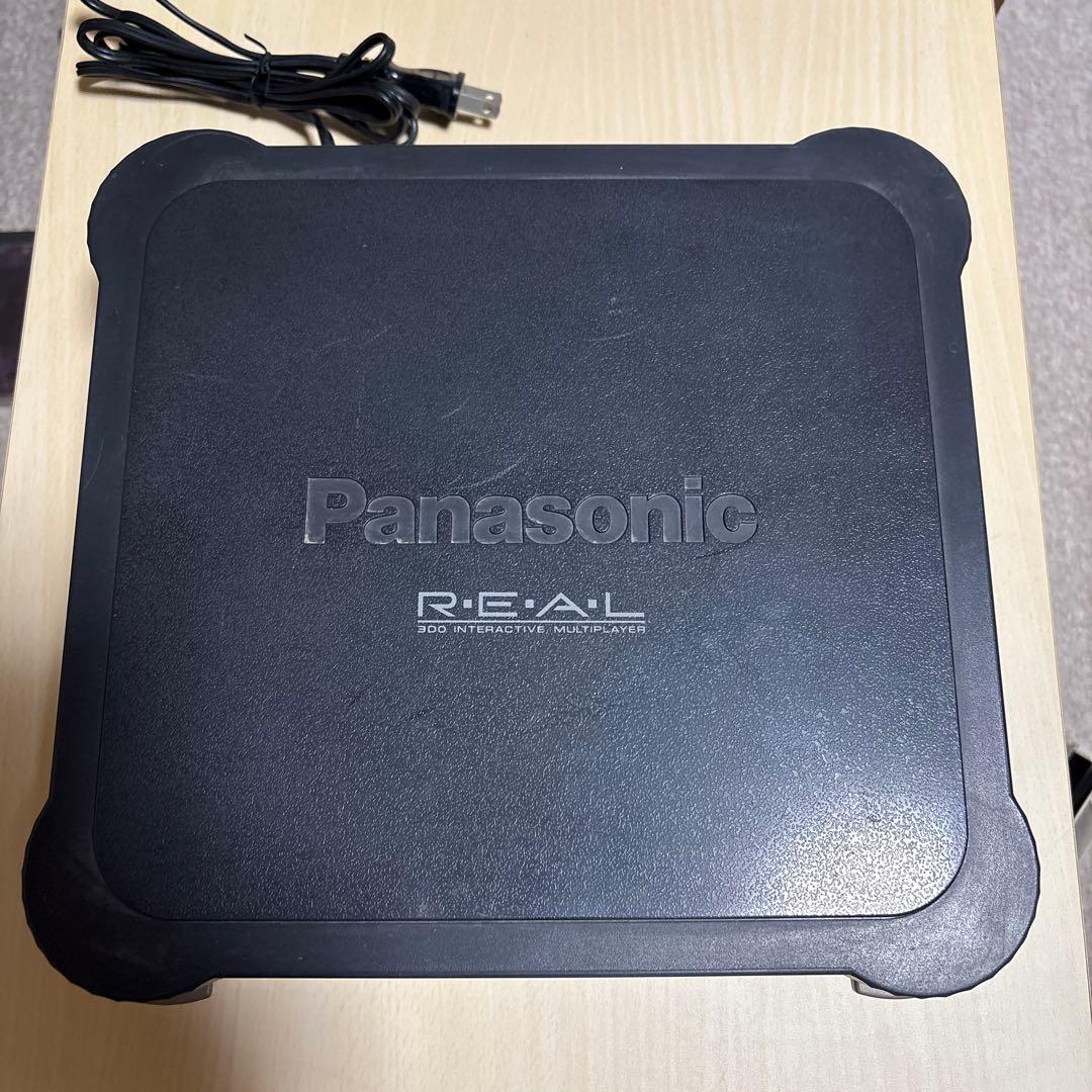Panasonic 3DO REAL FZ-1 本体、コントローラー２、ソフト３ 3DO FZ-1 REAL Console w/2 controllers No Box Tested Panasonic