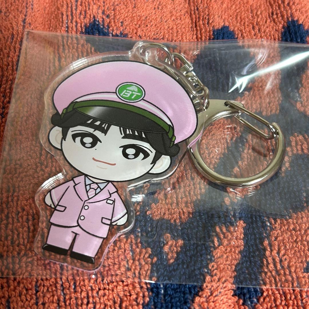 超特急 タクヤ EVE 埼玉 ご当地アクキー ピンク - メルカリ