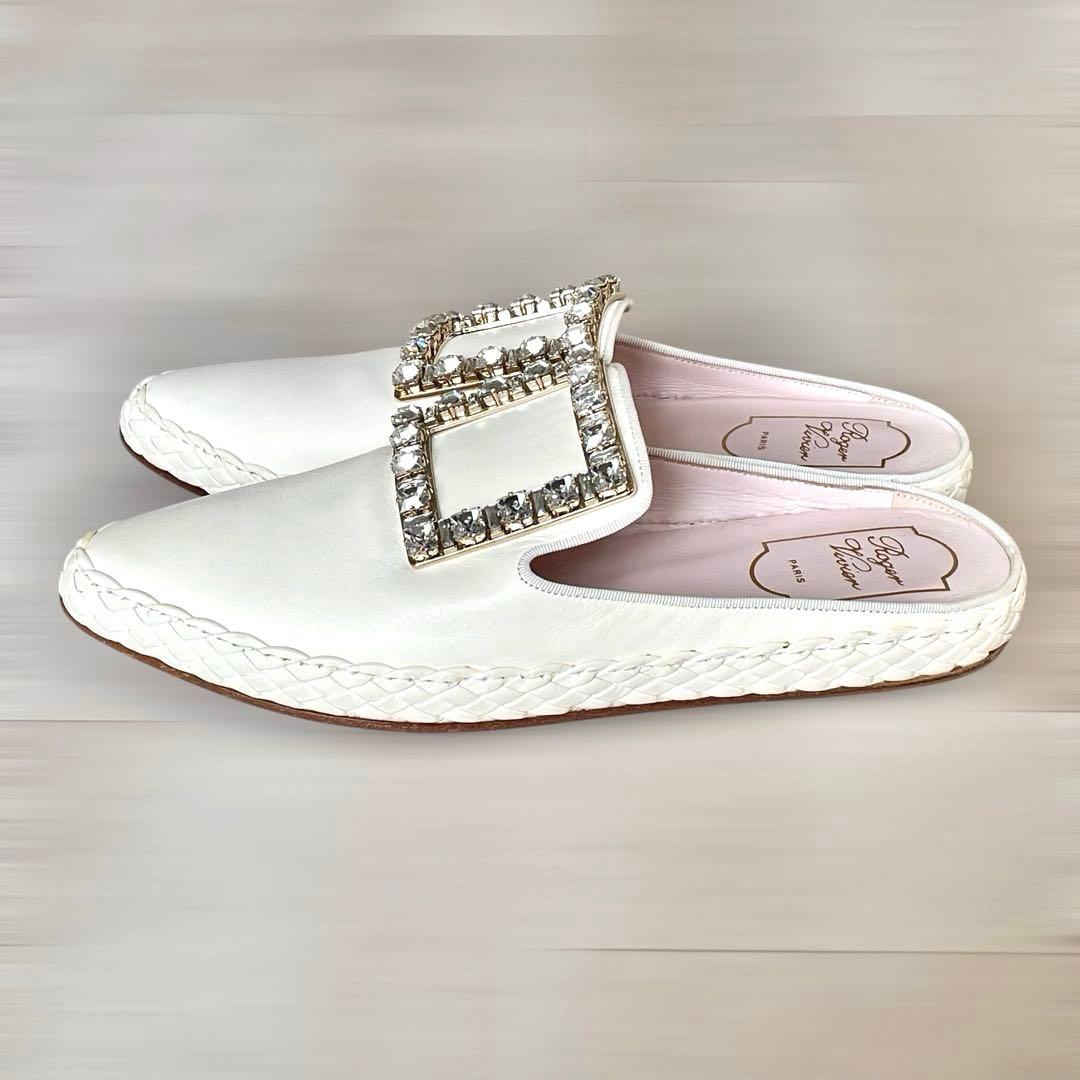 《未使用品》 ロジェヴィヴィエ ミュール ビジュ バックル ホワイト 37