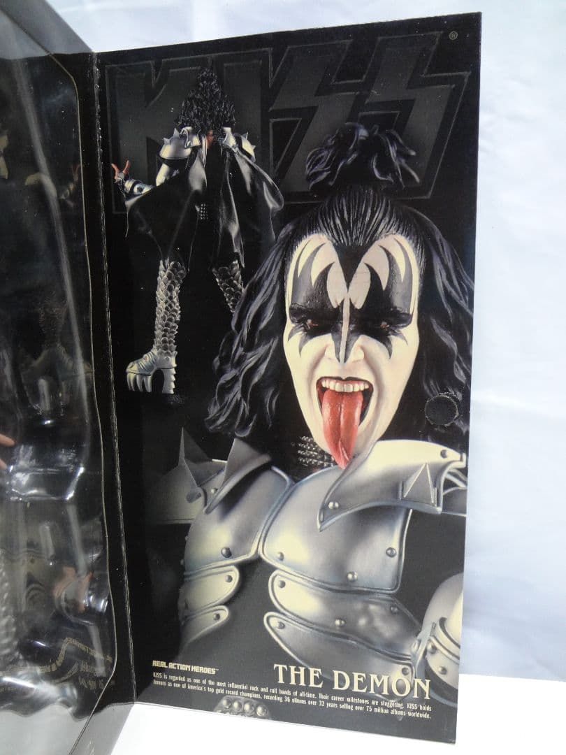 2009 RAH THE STARCHILD & THE DEMON「KISS