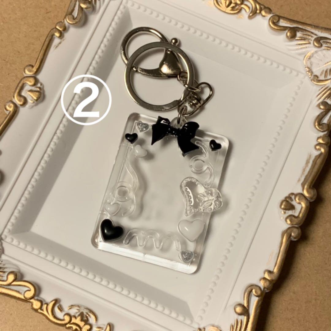 ミニフォトキーホルダー デコ アクキー トレカケース - メルカリ