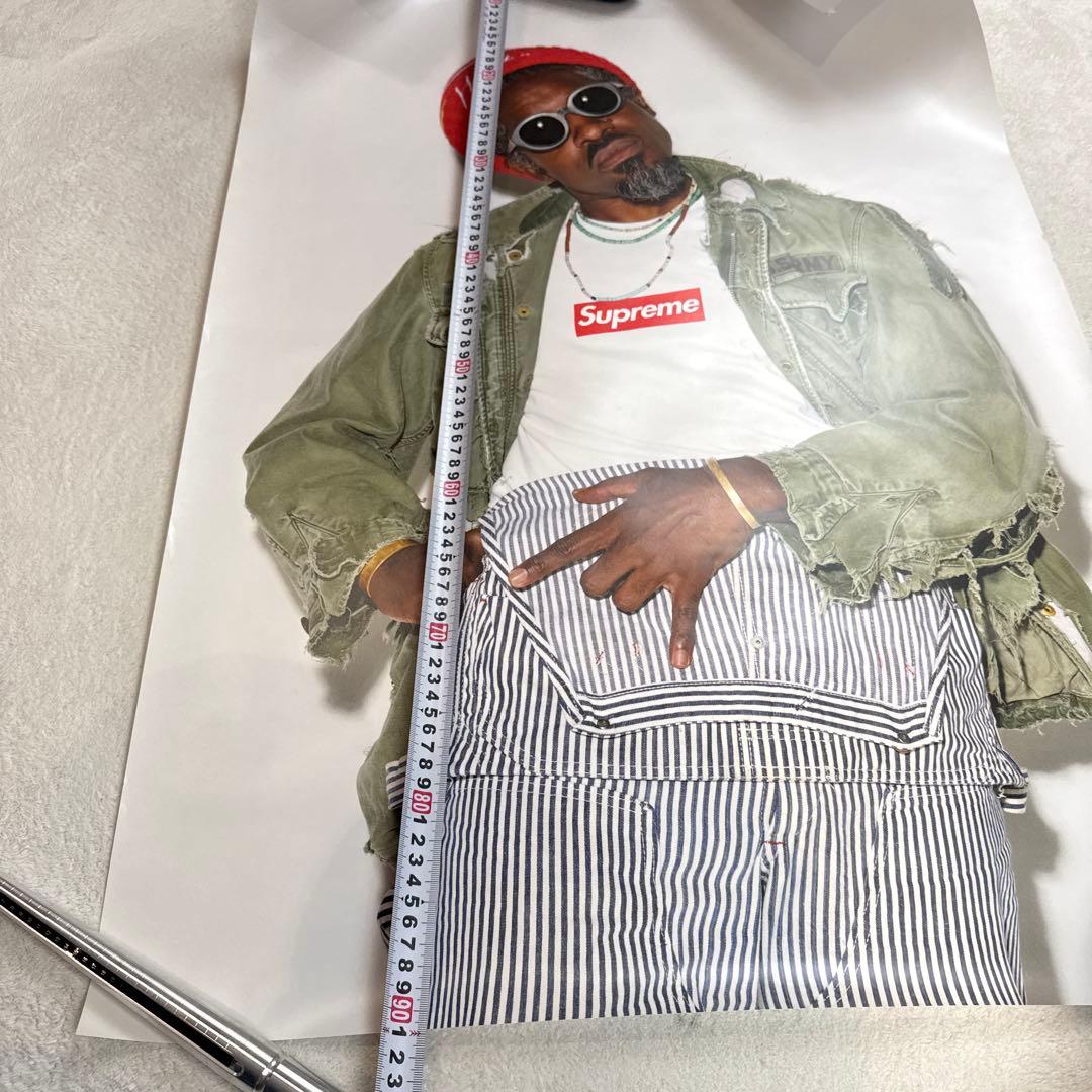 Supreme 22AW Andre3000 ポスター 証明書？、箱など付き - メルカリ