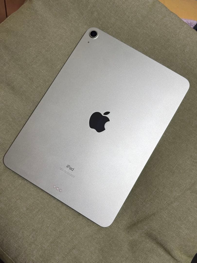 最終値下げ★iPad Air (第4世代) Wi-Fi 256GB iPad Air 第4世代 256GB シルバー MYFW2J／A Wi-Fi [256GB] Apple