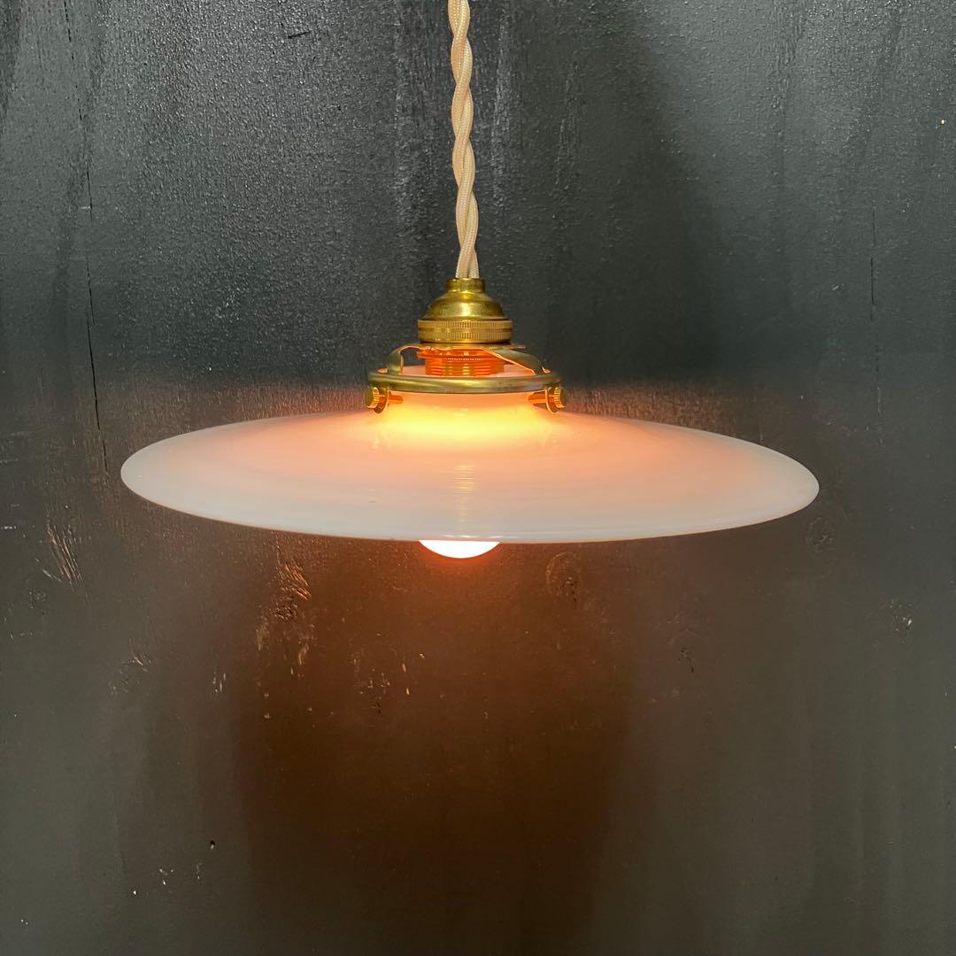 アンティーク 乳白色ガラスシェード ペンダントライト レトロ 大正