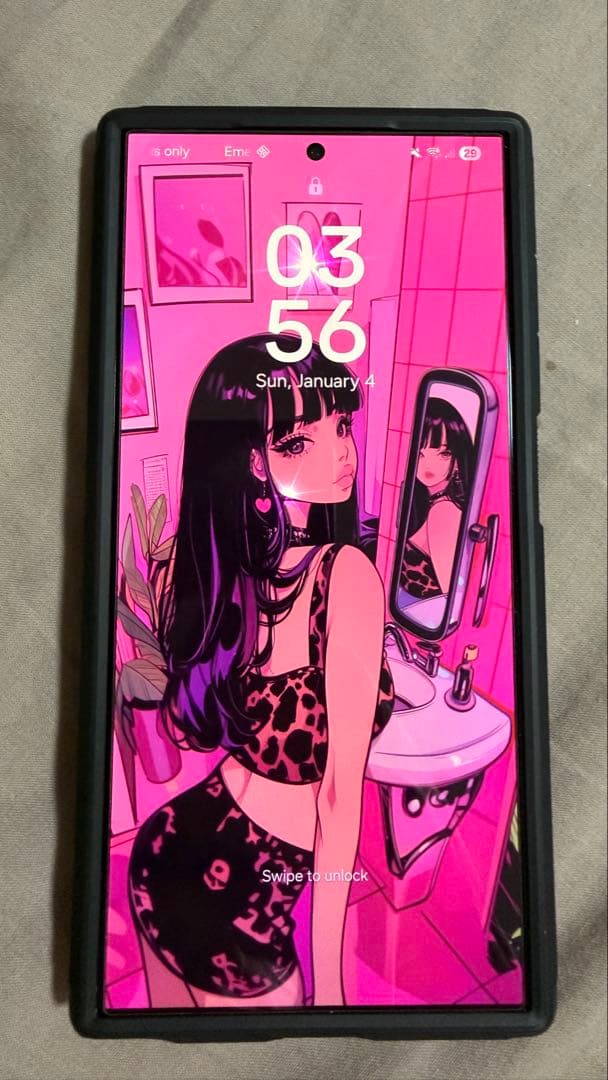 Samsung Galaxy S24 Ultra 極美品 本体＋Sペン ケース付 Galaxy S24 Ultra」でSペンデビュー、「かこって検索」も使いやすそう