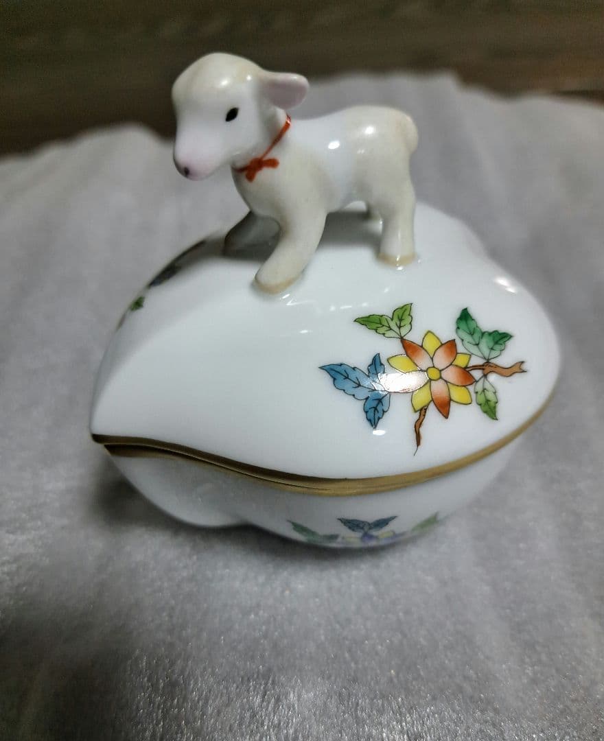 お値下) 新品 Herend 陶磁器 ひつじ ヴィクトリア ボンボニエール