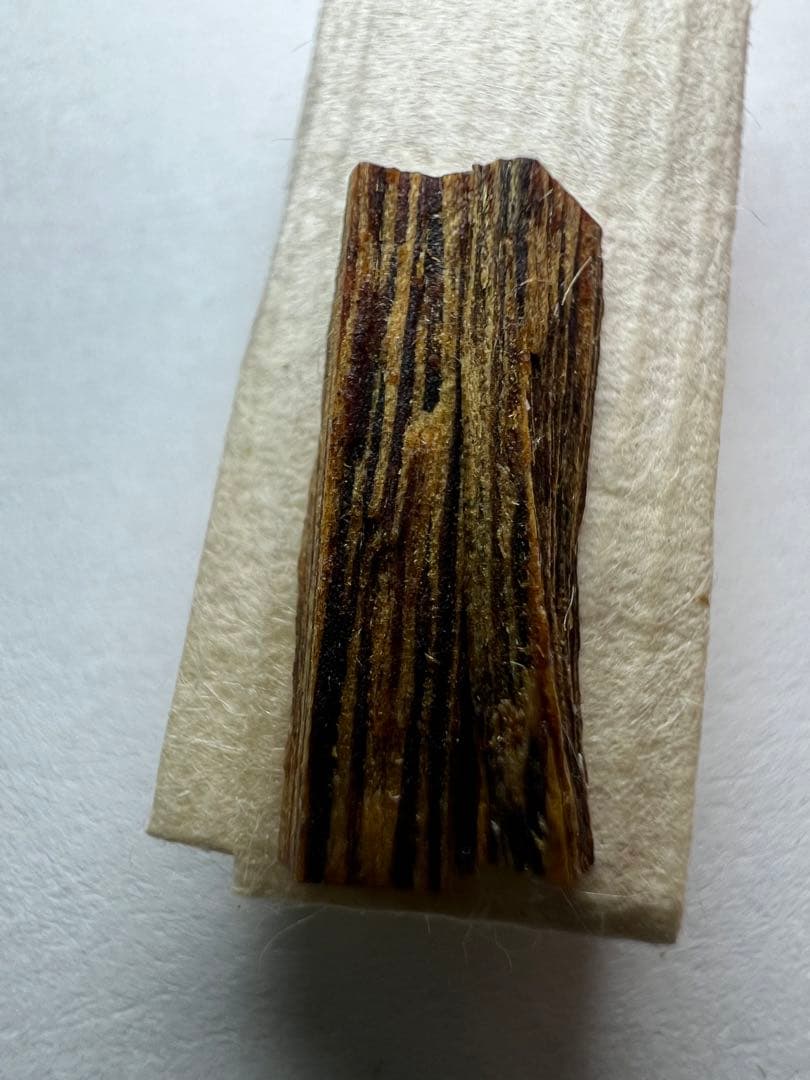 古渡命銘木 六十一種名香　伽羅　銘【花散里】0.163g 香木/お香/沈香/伽羅