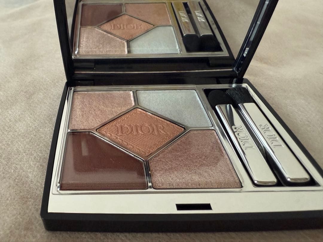 【新品未使用】Dior デュオールサンククルール 813 ミミローズ ディオールショウサンククルールの限定色「813 ミミローズ」「833