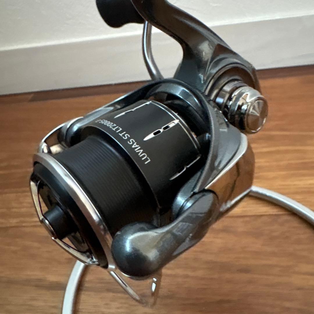 24ルビアス ST LT2000S-P リール アジング メバリング トラウト - メルカリ