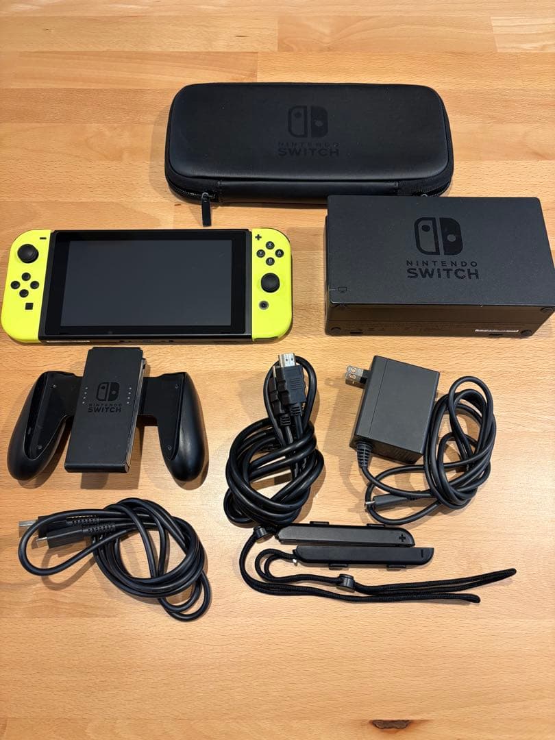 Nintendo switch 本体+付属品 NintendoSwitch本体の付属品の他に追加で必要な周辺機器は？