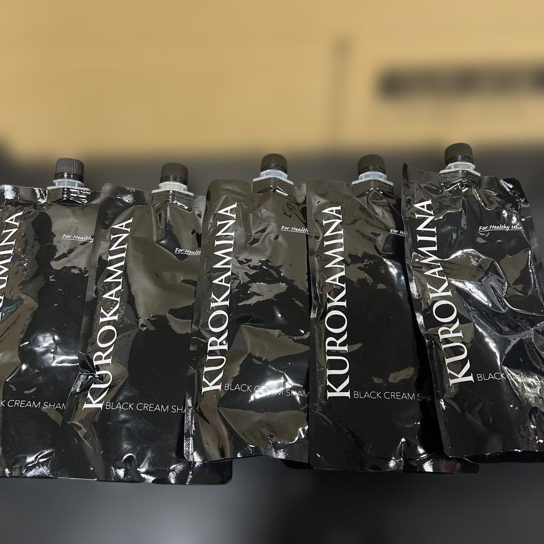 KUROKAMINA BLACK CREAM SHAMPOO 300g*5袋 - カラーリング・白髪染め通販