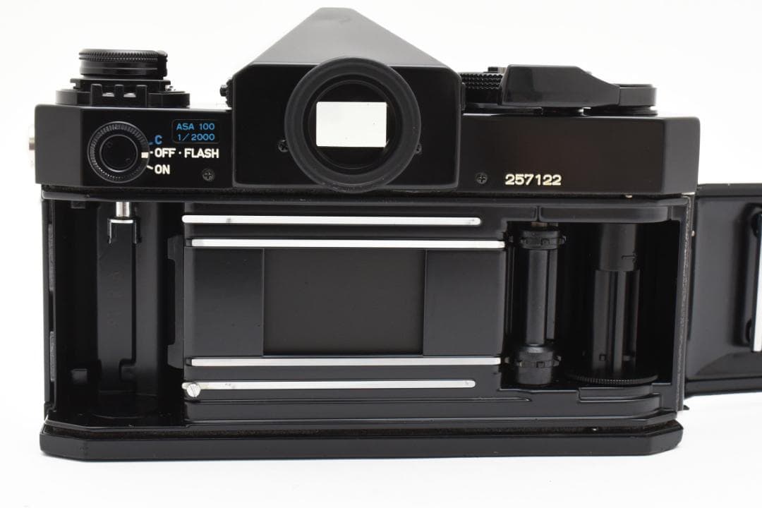 Canon キャノン F-1 後期 ボディ フィルムカメラ 8028-1