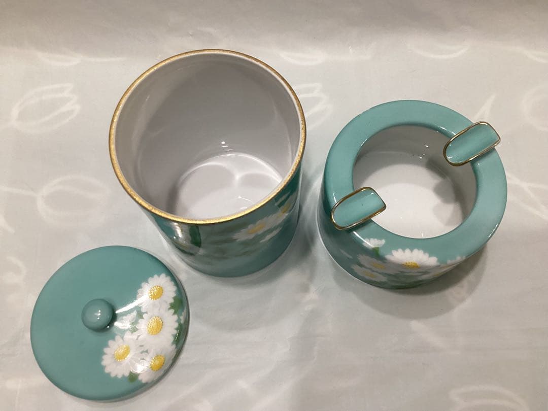 オールドノリタケ 陶器製煙草入れ、灰皿 青地白菊 ビンテージ