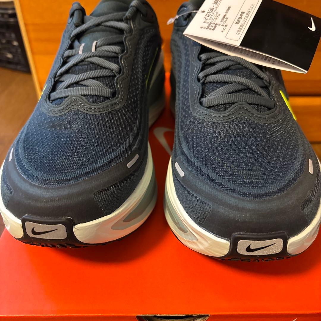 [新品未使用] ナイキ ボメロプラス 26.0cm