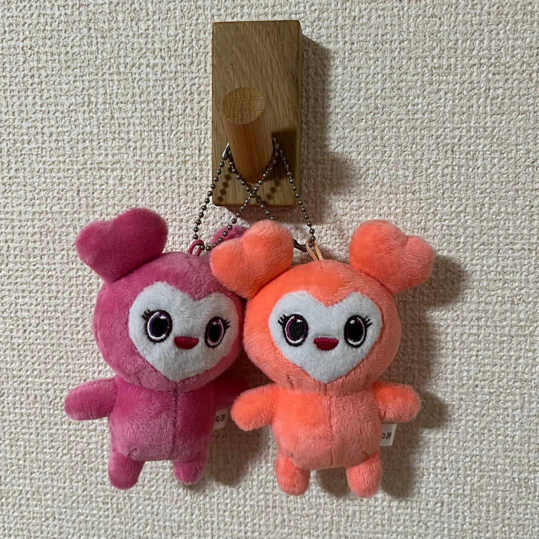 M*様 TWICE ラブリー バックチャーム ノーマル 初期 公式 - メルカリ