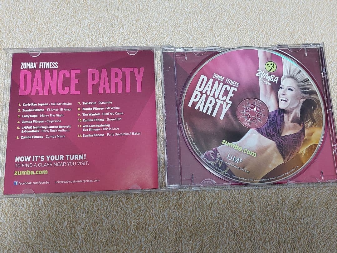 Zumba フィットネス ダンベル （マラカス）CD 、DVDセット - メルカリ