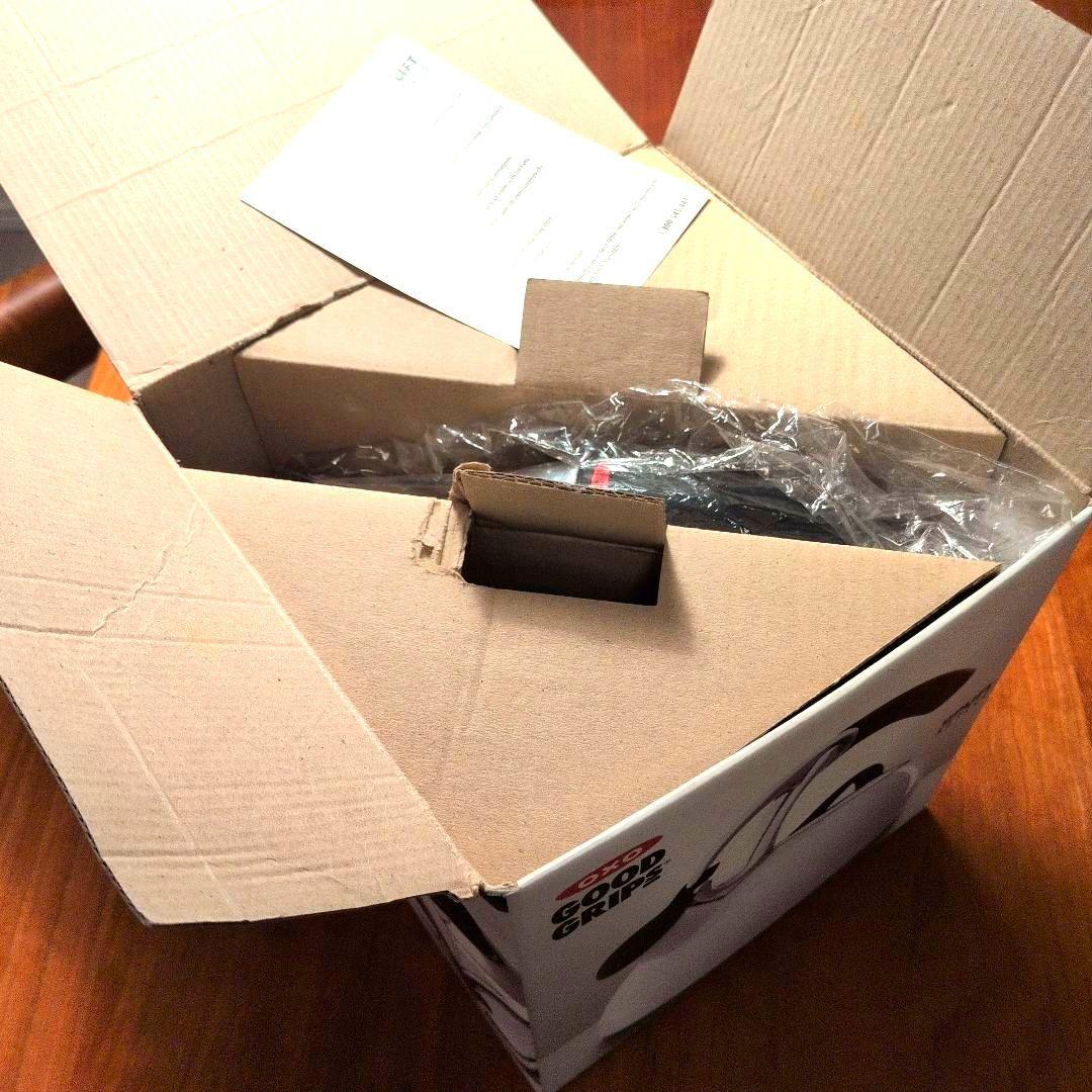 オクソー　OXO GOOD GRIPS 　 白ホーローケトル　やかん 1.7L