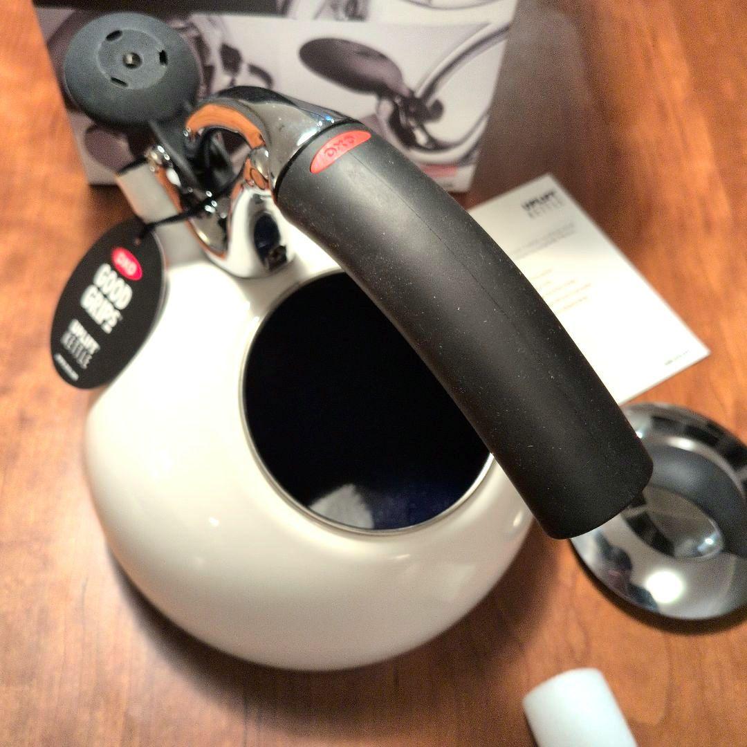 オクソー　OXO GOOD GRIPS 　 白ホーローケトル　やかん 1.7L