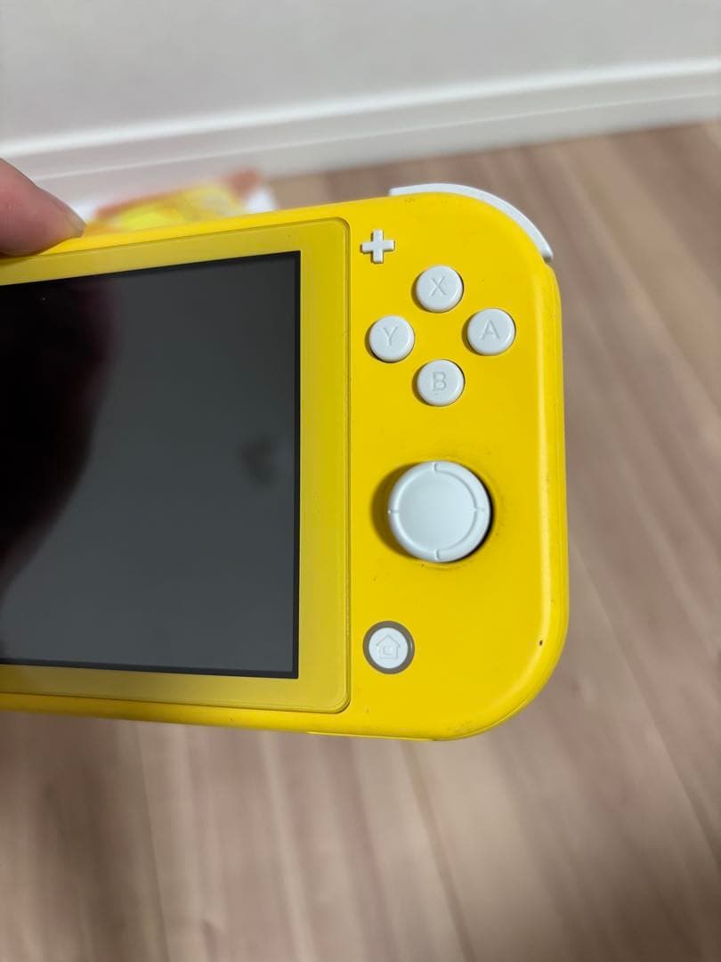 d*9様 【要バッテリー交換】Nintendo Switch Lite イエロー - メルカリ
