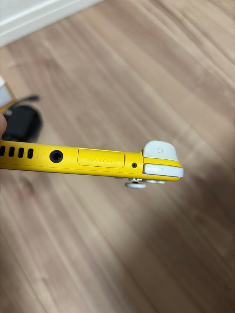 d*9様 【要バッテリー交換】Nintendo Switch Lite イエロー - メルカリ