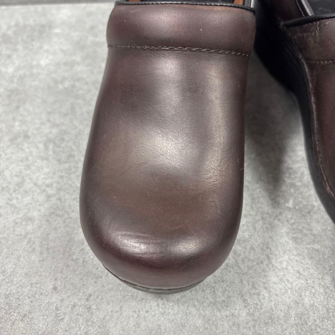 美品ダンスコ プロフェッショナル クロッグ オイルドレザー 36 23.0 茶