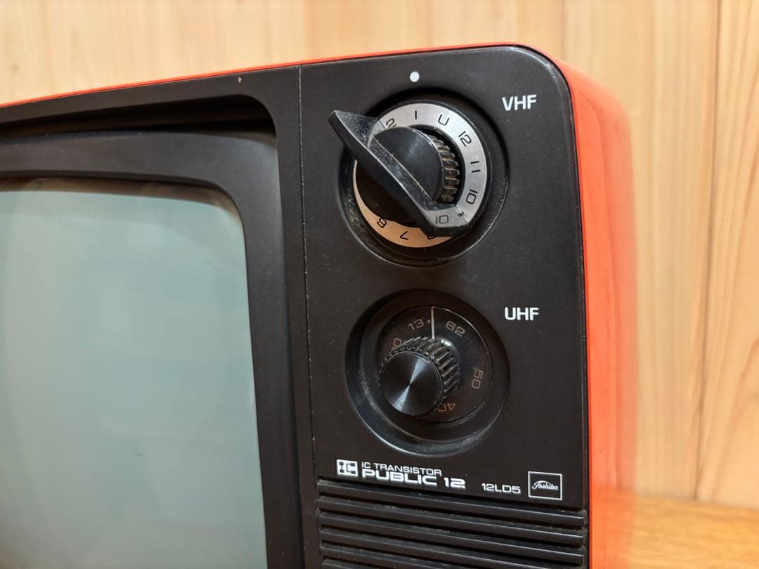 レトロ】東芝トランジスタ テレビ 12LD5 1977年製 通電確認済み - メルカリ
