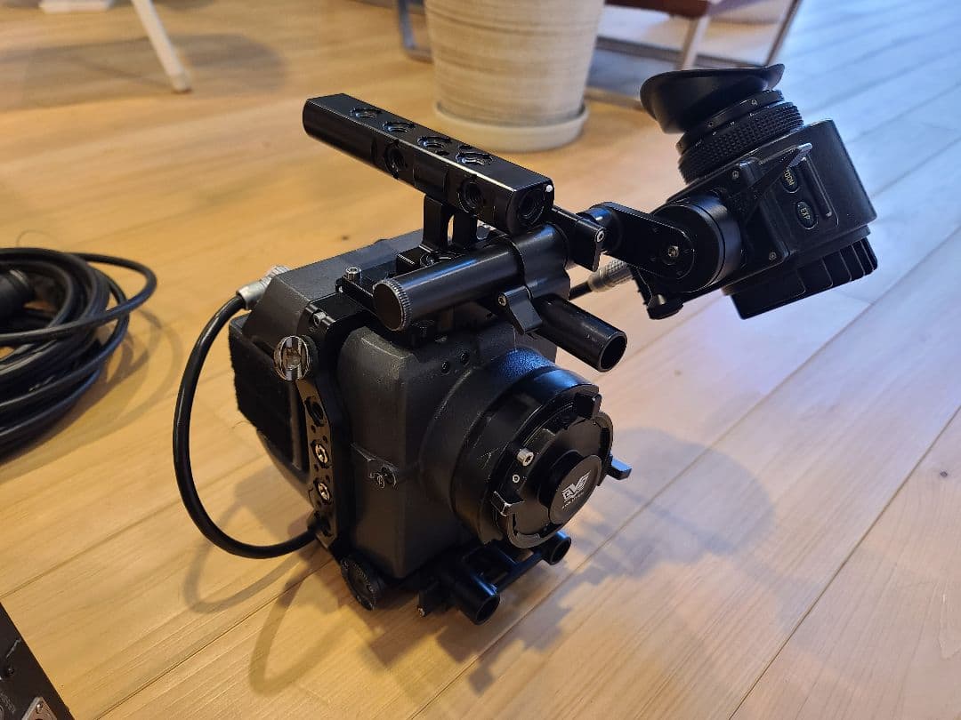 ARRI Alexa M（SxSカード 128gb + カードリーダー付） - メルカリ