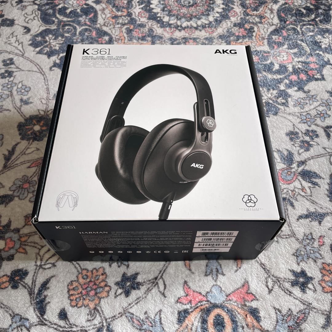 b*.様 AKG アーカーゲー K361 密閉型モニターヘッドホン Amazon | AKG モニターヘッドホン K361-Y3 密閉型 スタジオヘッドホン