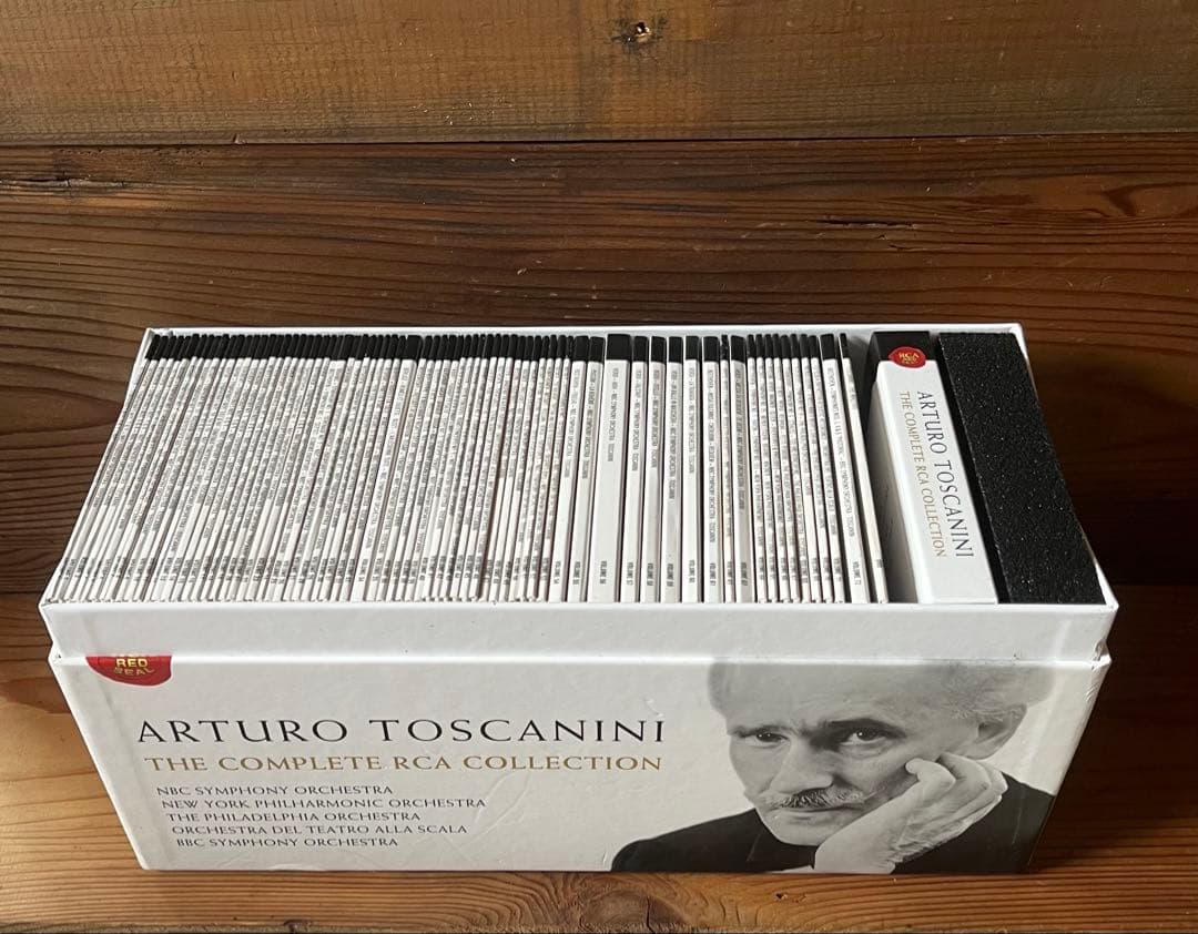 未使用　トスカニーニ コンプリート ＲＣＡ コレクション（８４ＣＤ＋ＤＶＤ）