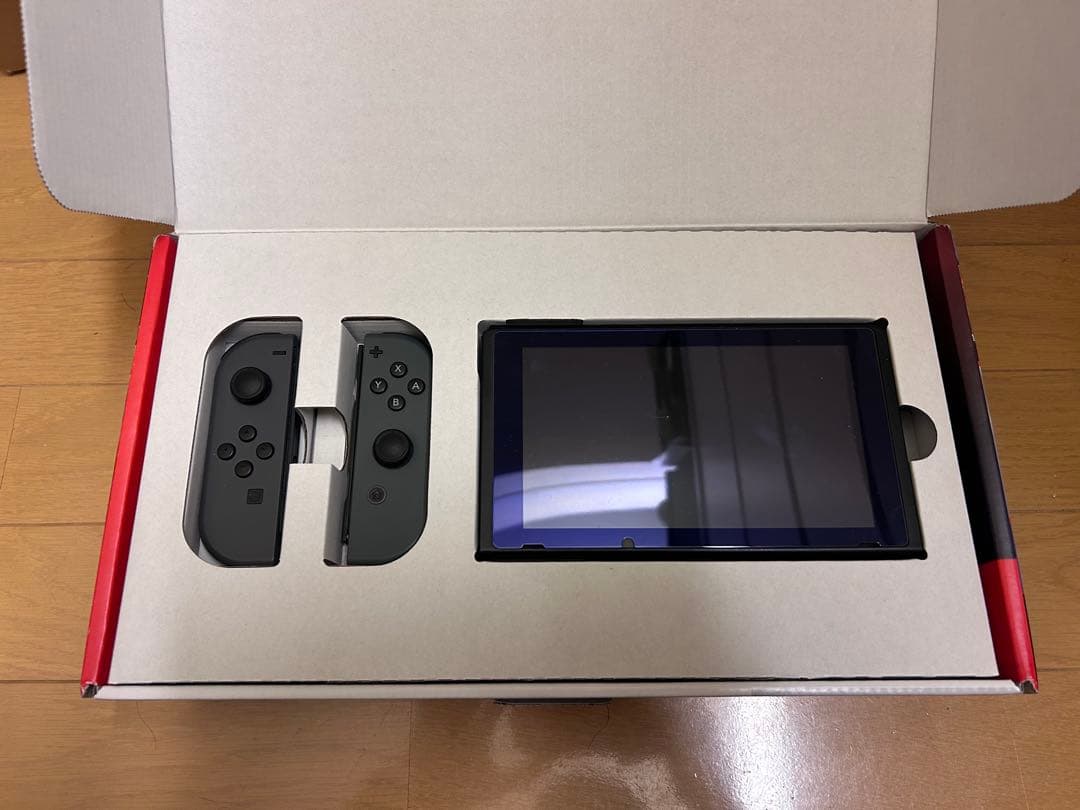 ニンテンドースイッチ Nintendo Switch 本体と付属品 NintendoSwitch本体の付属品の他に追加で必要な周辺機器は？