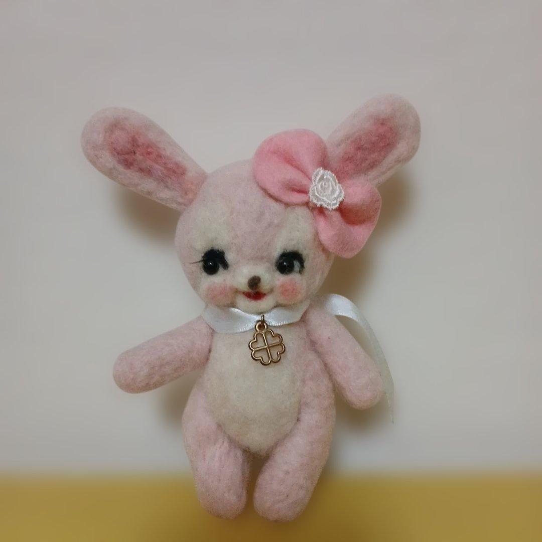 作家様 羊毛フェルト うさぎ ピンク - メルカリ