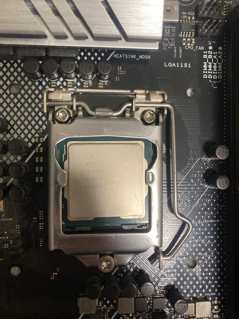 マザボ,CPU2点セット】 corei7 9700K＋マザーボードセット - メルカリ