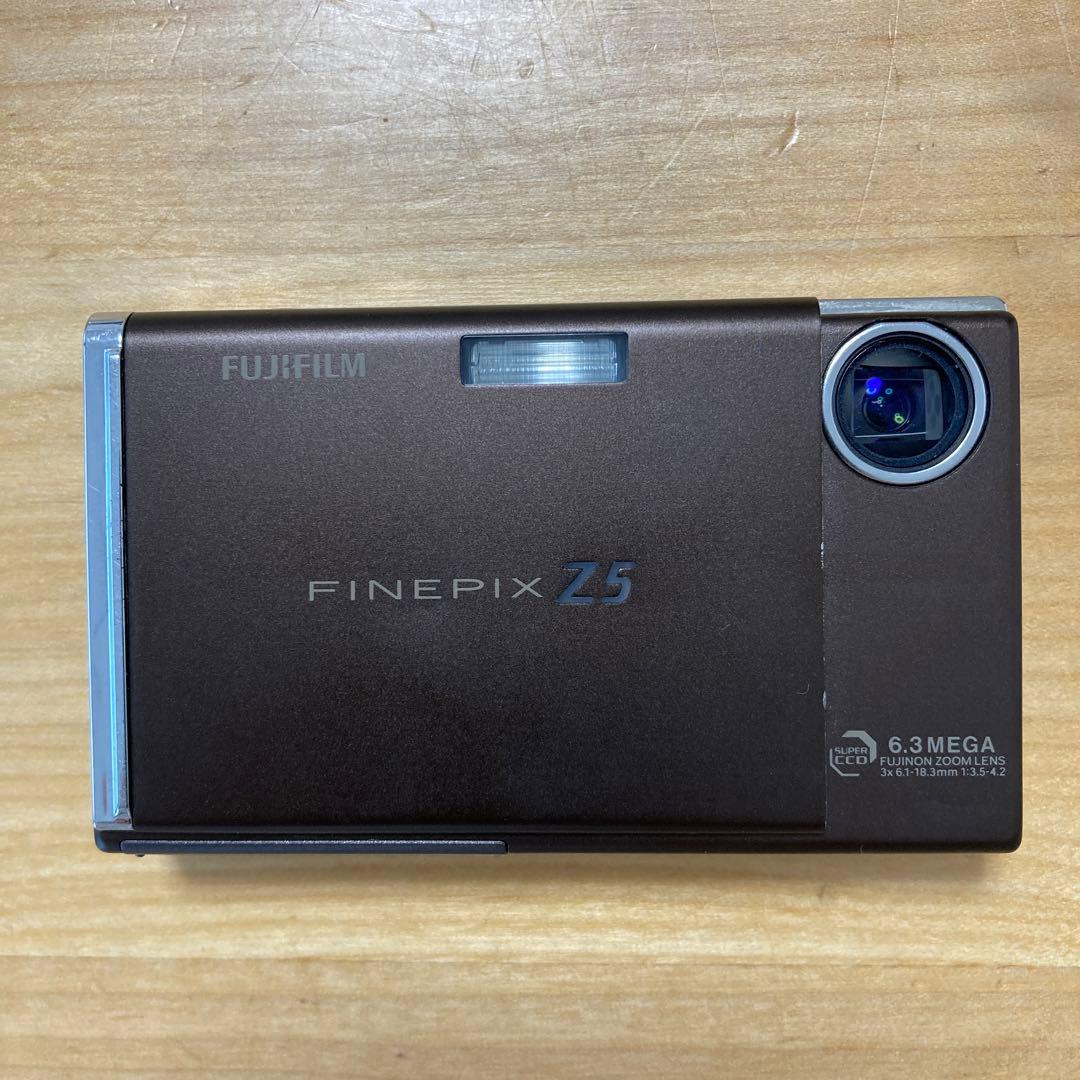 美品】FUJIFILM FINEPIX Z5 充電器付き 動作確認済 - メルカリ