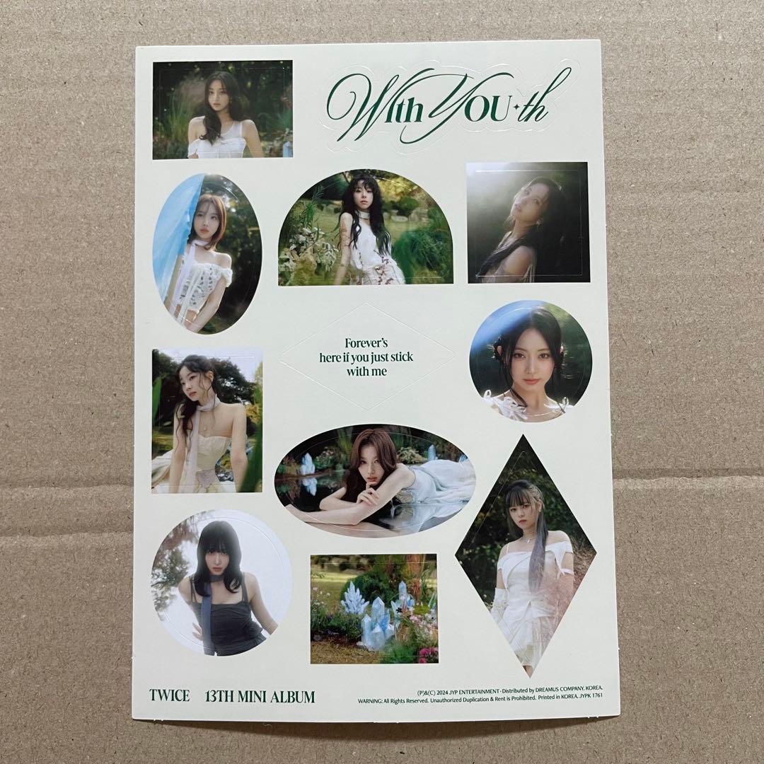 TWICE 『With YOU-th』 モモ トレカ ポスター セット ① - メルカリ