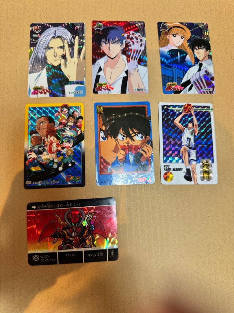 アニメキャラクター トレーディングカード 12枚セット - メルカリ