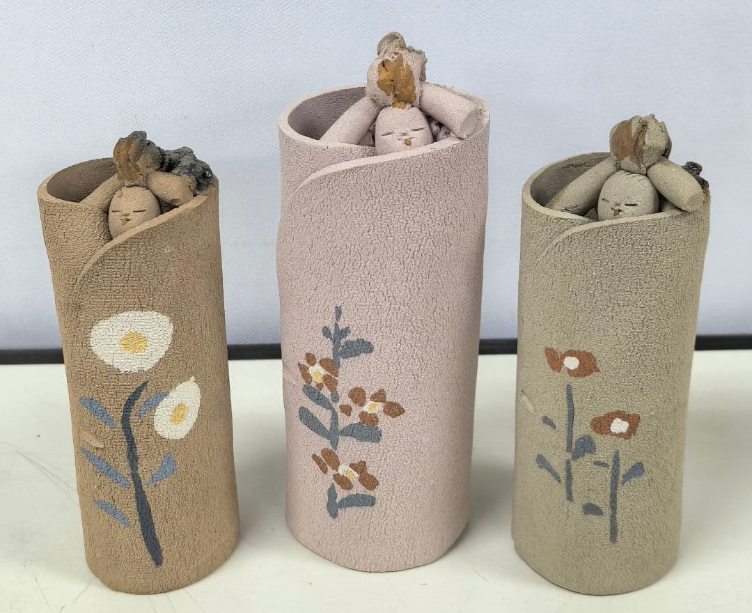 片桐信作　芽 　土人形　名古屋人形作家　片桐　信　人間国宝　堀柳女師事