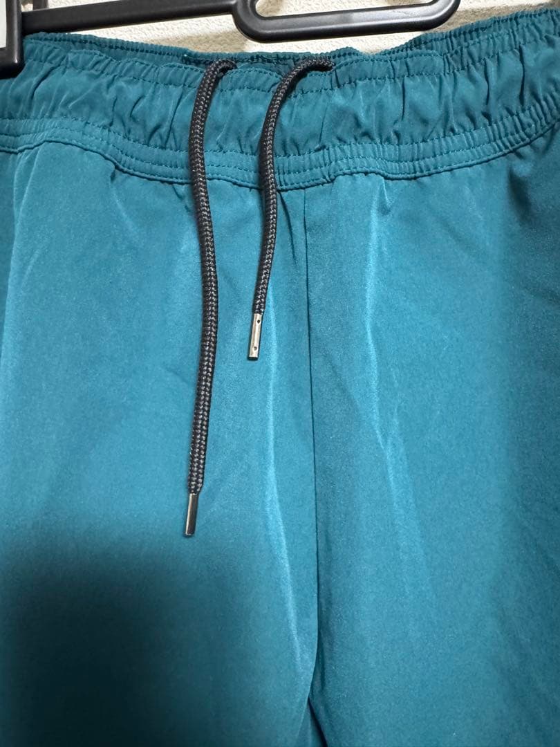 ⭐︎EGOZARU ウィンドブレーカー&パンツ　セットアップ　《Sサイズ》