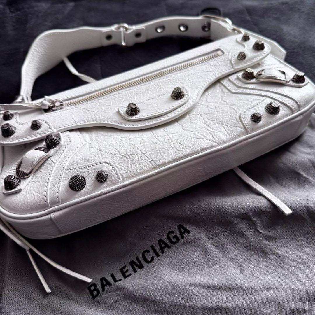 新品未使用 BALENCIAGA ルカゴール スリング ショルダーバッグ 白