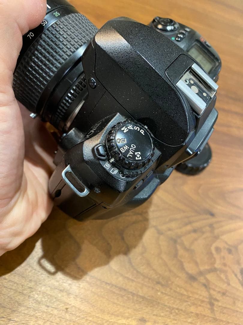 Nikon D100 デジタル一眼 動作品 35-105 マクロ付レンズ - メルカリ