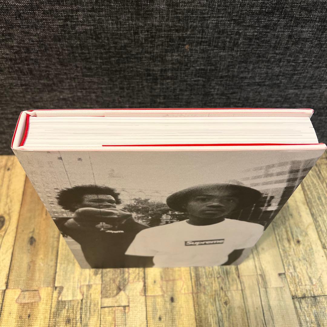 Supreme 19AW ビジュアルブック Vol.2 Phaidon