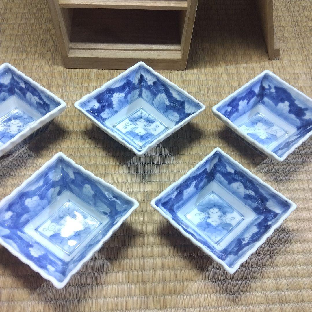 古伊万里　染付輪花菱形向付５客　お店使い　会席　美品　箱入 古伊万里 染付輪花菱形向付5客 お店使い 会席 美品 箱入 - メルカリ