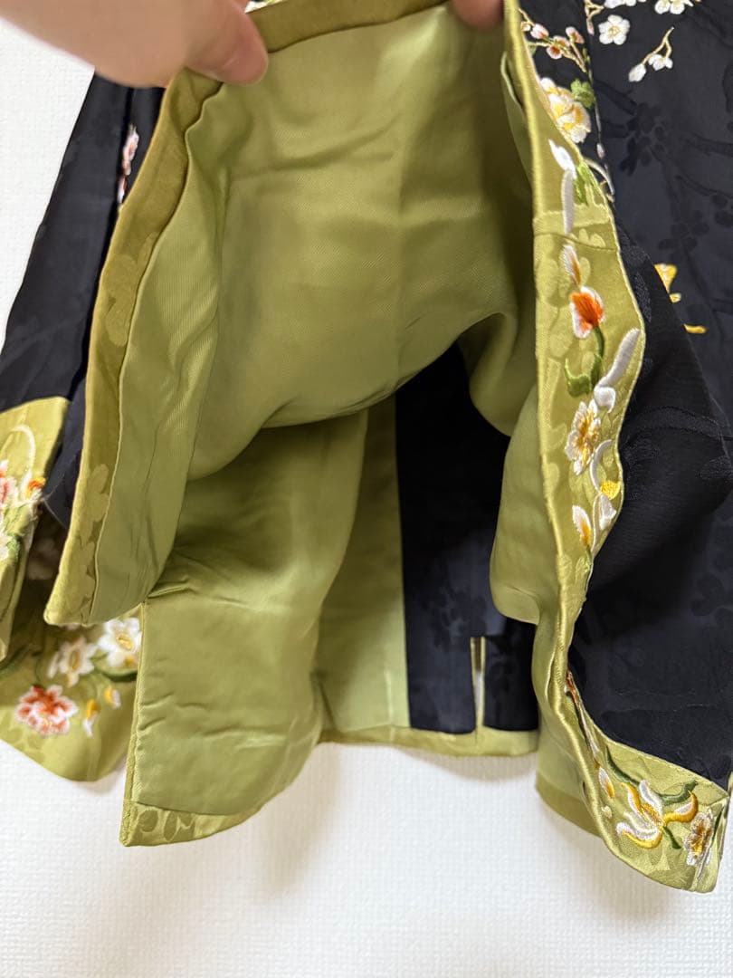 中華風 清時代刺繍短めチャイナジャケット上着トップス改良型漢服風短