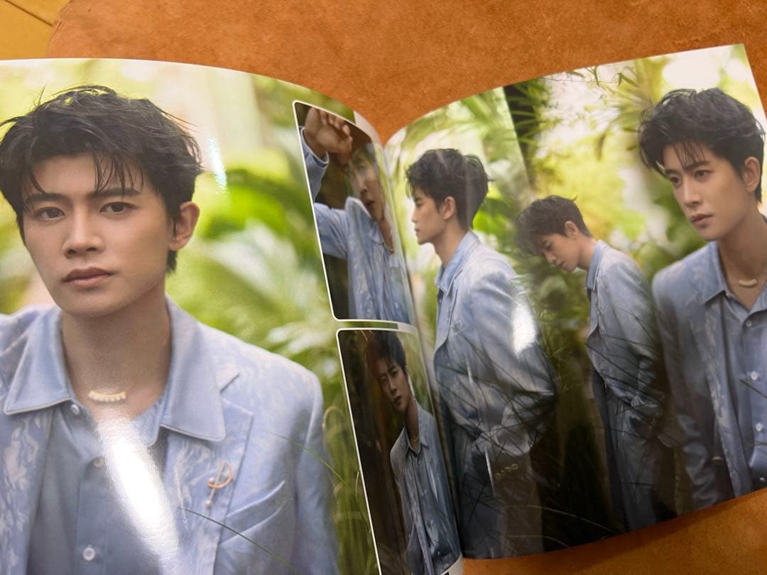 2023(一)アレン・レン（任嘉倫）個人写真集 正方形32p ALLEN写真集