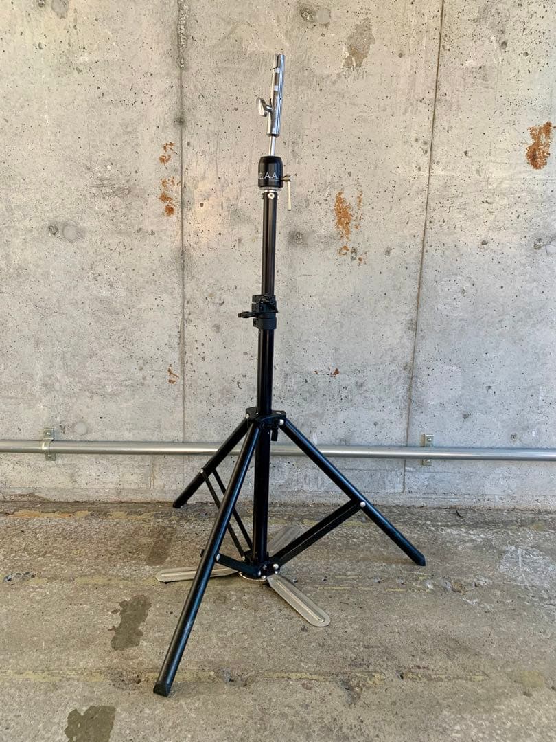 N.B.A.A スタンド クランプ ウィッグスタンド - メルカリ