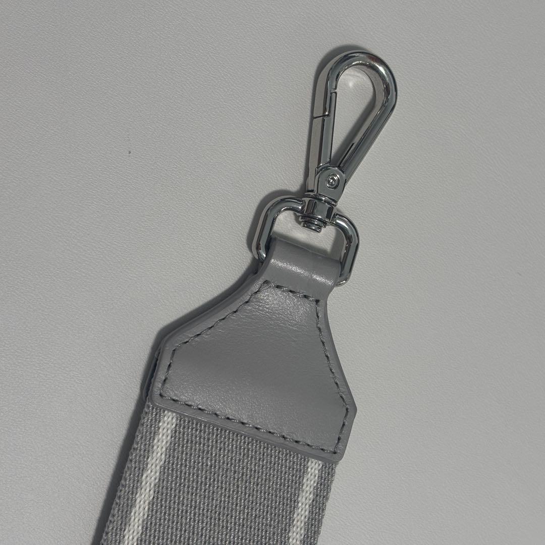 ANTEPRIMA ショルダーストラップ グレー トラコッラ - メルカリ