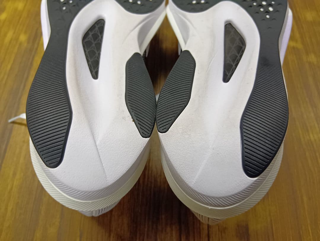 ASICS マジックスピード5 26.0cm ホワイト/ブラック