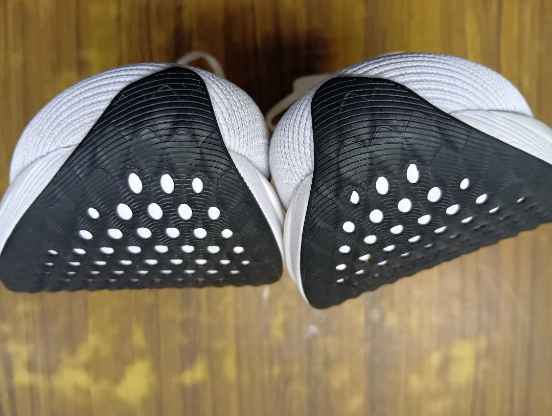 ASICS マジックスピード5 26.0cm ホワイト/ブラック