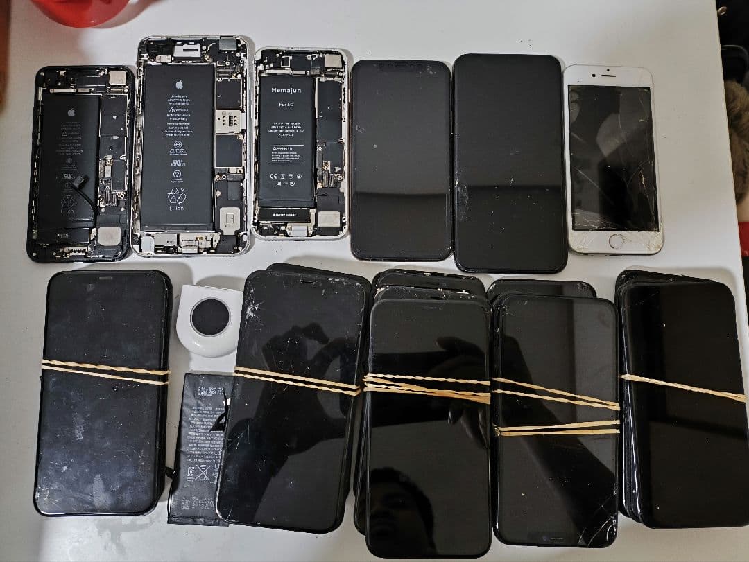 まとめ売り部品取り用 iPhone 複数台 - メルカリ