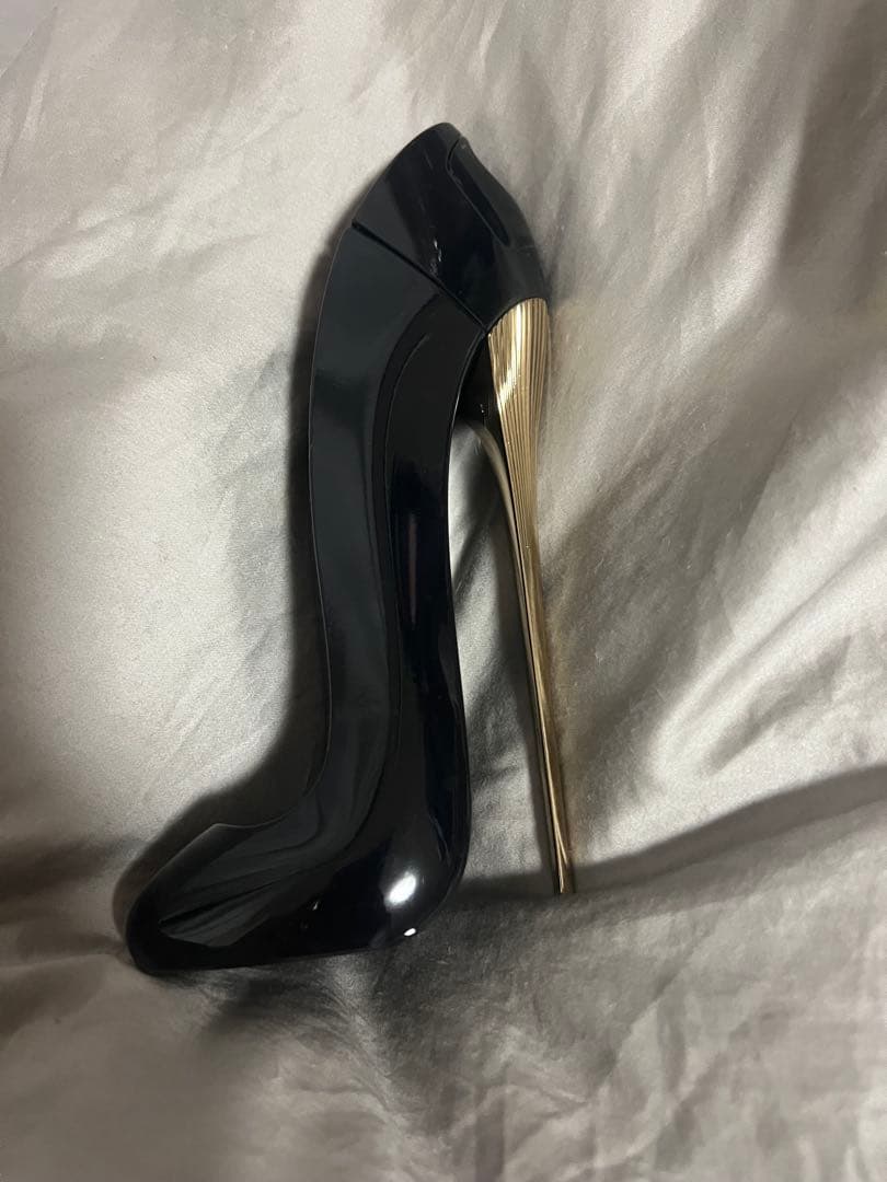 Carolina Herrera Good Girl 香水　80ml Good Girl by Carolina Herrera Eau De Parfum For Women 80ml